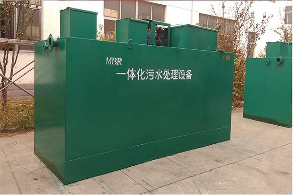 推進農村環境治理，加強鄉鎮生活污水處理資源化利用