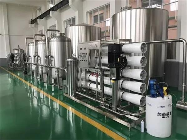 優(yōu)質(zhì)工業(yè)反滲透純水設(shè)備廠家選擇指南