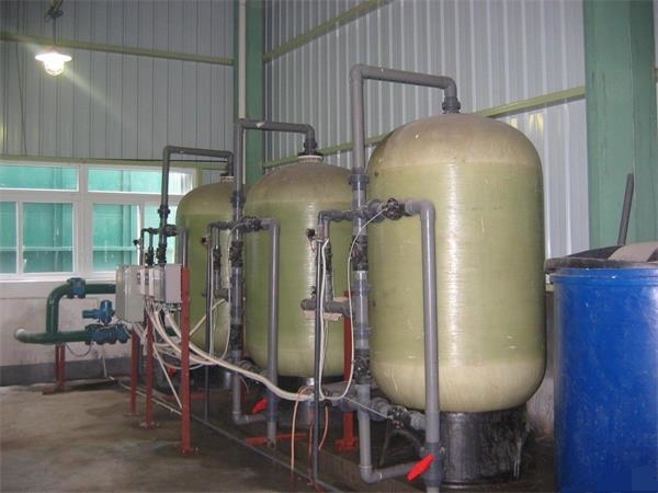 工業(yè)全自動(dòng)軟水器