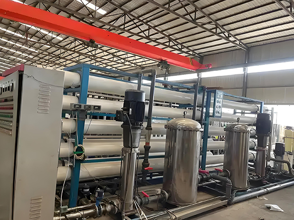 西安反滲透水處理設備廠家：助力工業用水煥新升級
