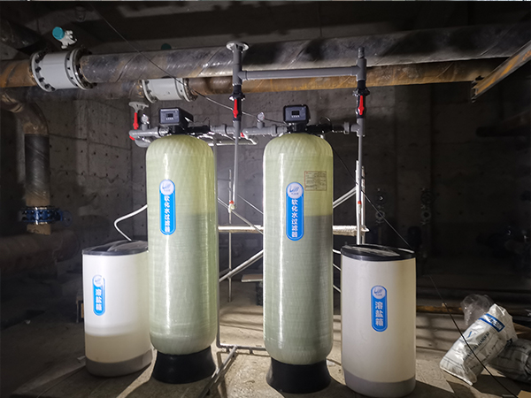 揭秘全自動軟水器價格：工業軟化設備的成本決策指南