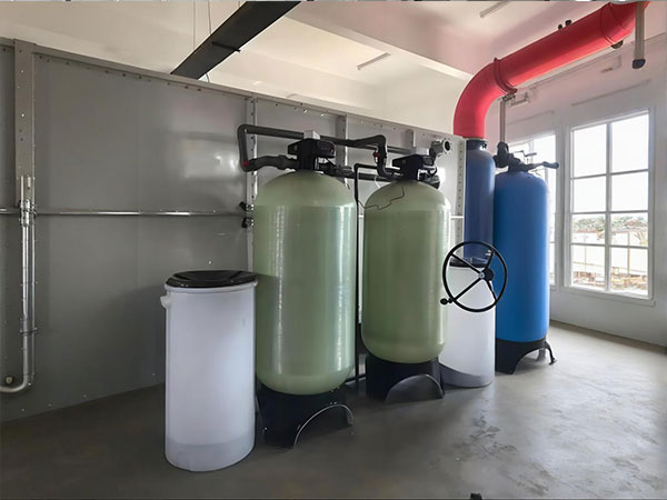 影響全自動軟化水設備多少錢的關鍵因素解析